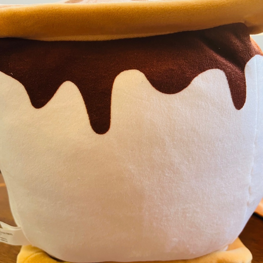 Toy Box Marshmallow Sandwich Biscuit Brown and White Plush Pillow (9.5”/NWT) - Picture 5 of 8